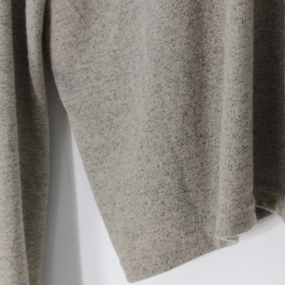 ANTHRO NOISY MAY Open Draped Back Cowl Nexk Cropped Brown Grey Sweater Oversized - Picture 2 of 10